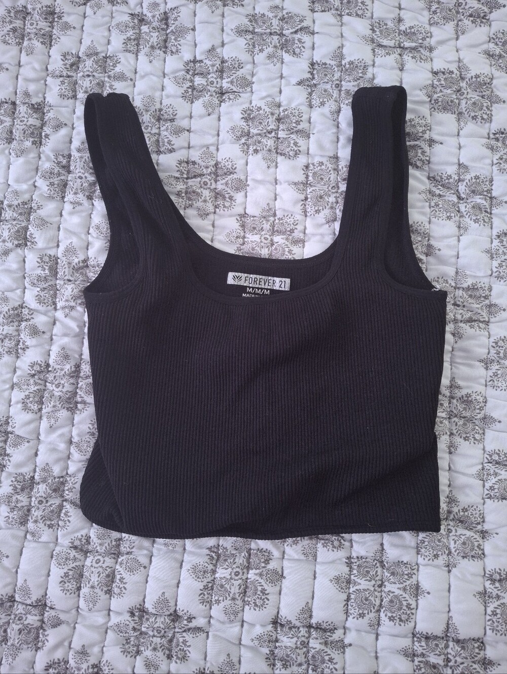 Forever 21 Black Ribbed Scoop Crop Tank Top